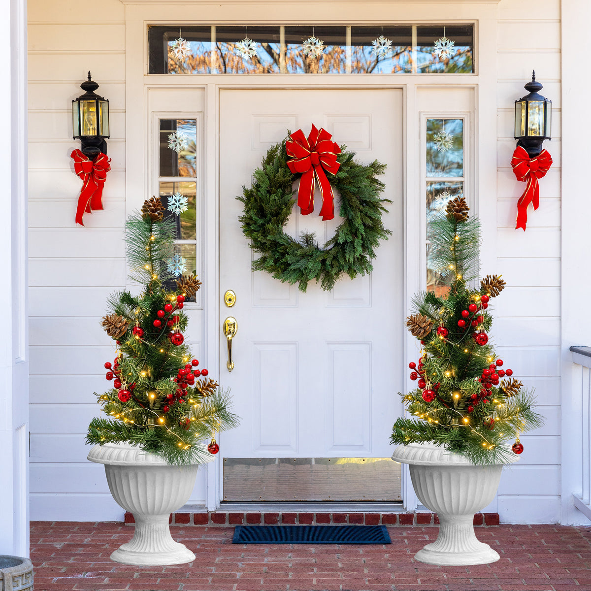 HioHa Solar Christmas Tree, 2 Pack Outdoor Mini Christmas Tree with Red Berries & Pine Cones, Waterproof Light Up Xmas Tree Stakes for Yard Garden Lawn Pathway Decor